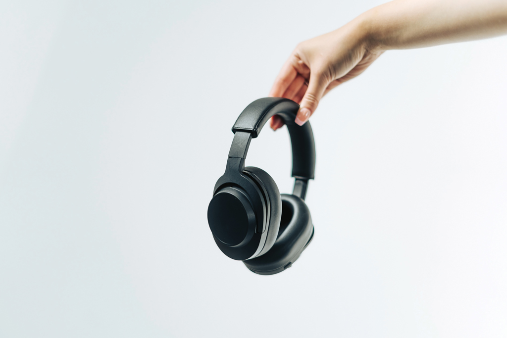 Auriculares inalámbricos Irvine RCS reciclados y reparables