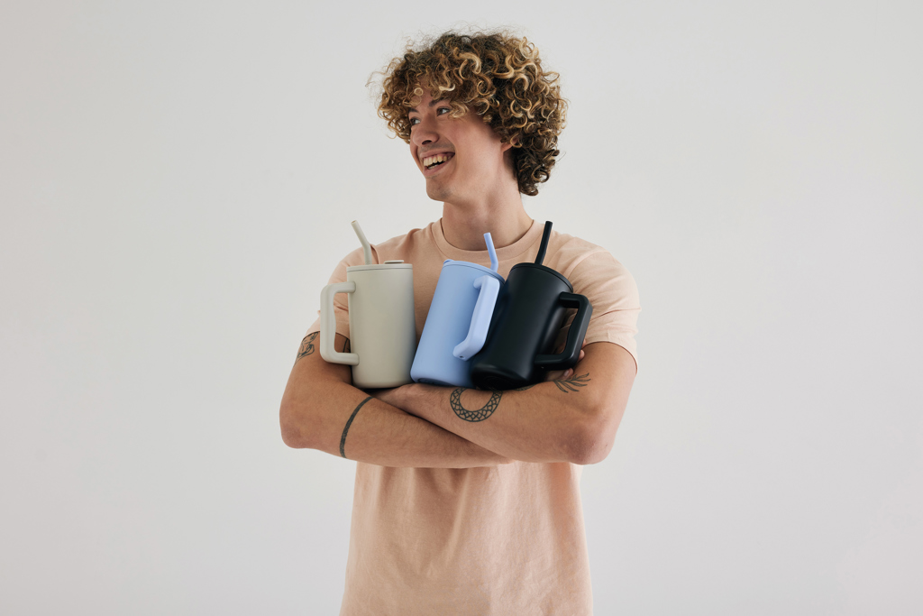 Taza Cube de acero reciclado RCS de 800ml.