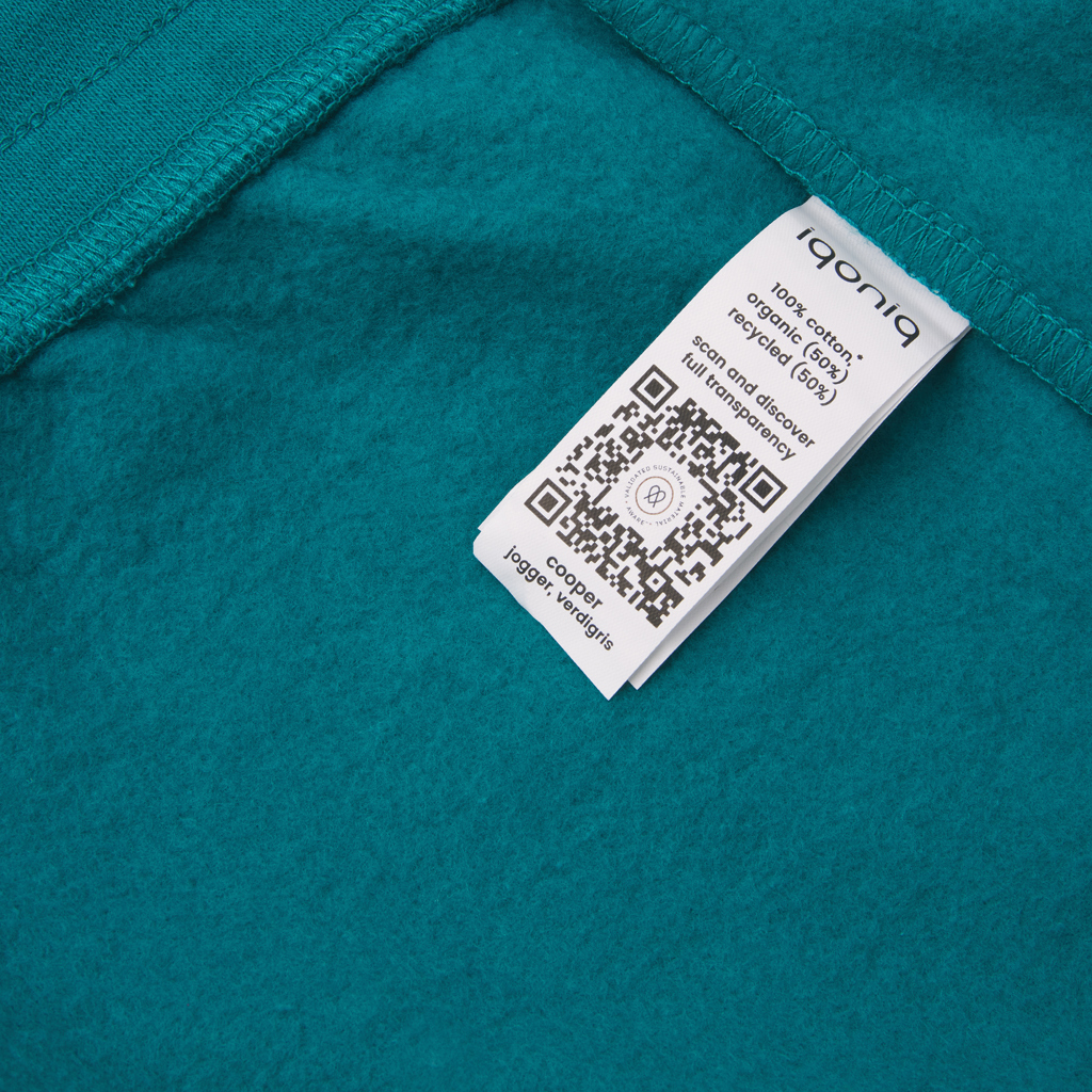 Pantalón Iqoniq Cooper de algodón reciclado
