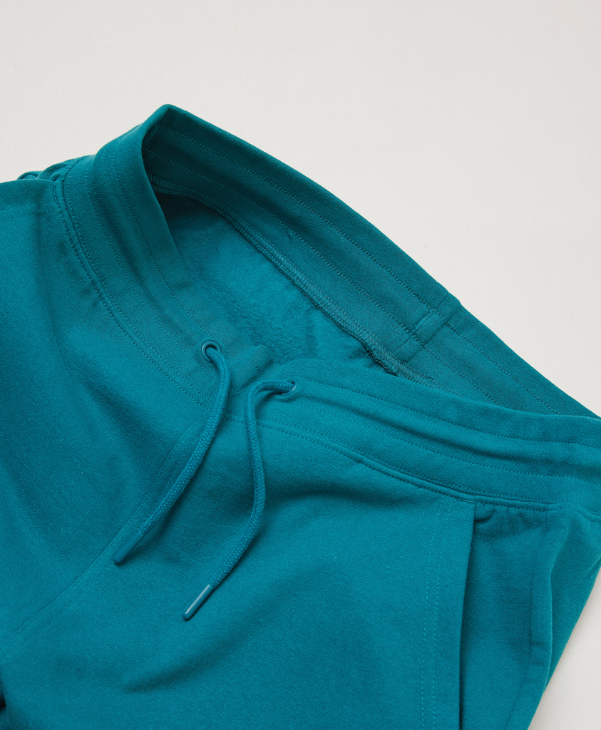 Pantalón Iqoniq Cooper de algodón reciclado