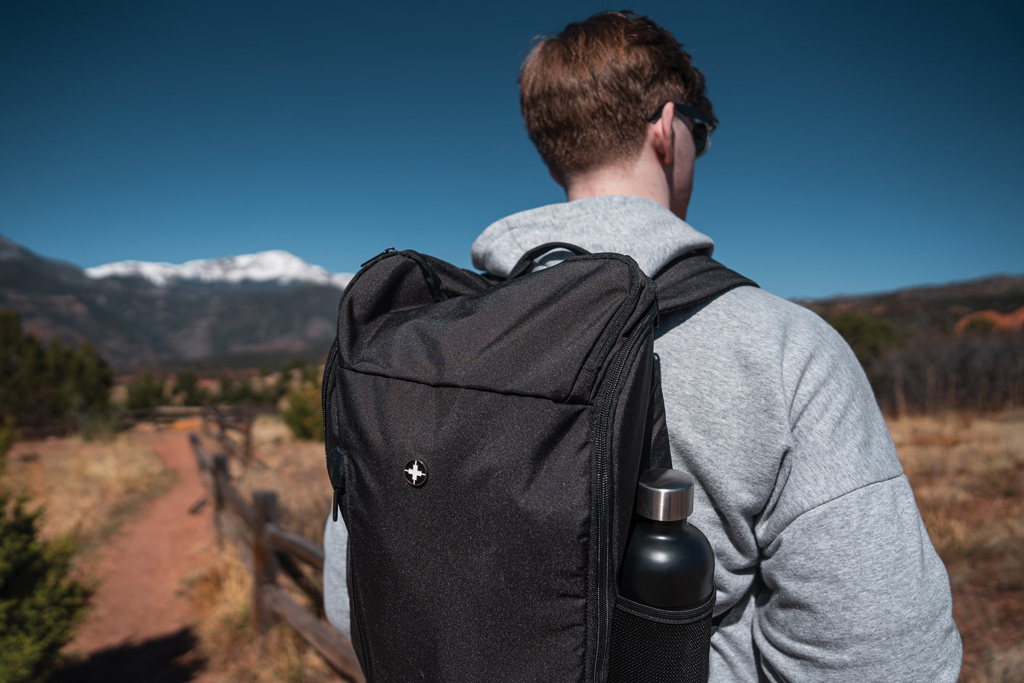 Mochila para portátil de 15.6' Swiss Peak AWARE™