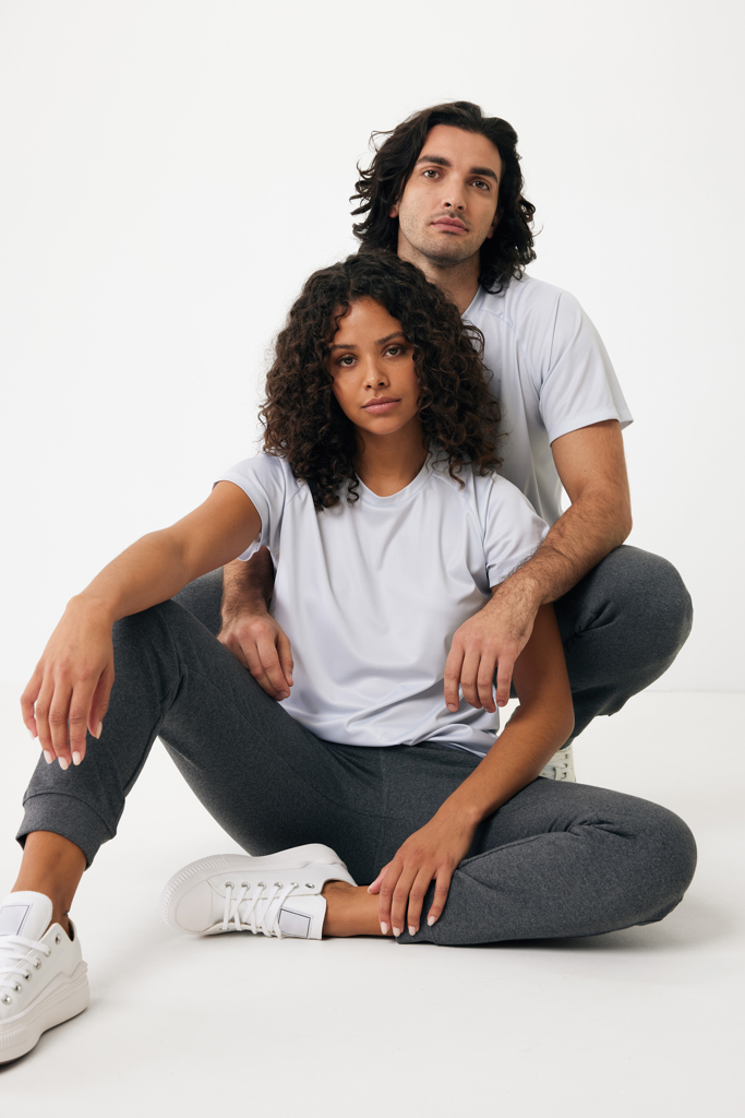 Pantalón Iqoniq Cooper de algodón reciclado