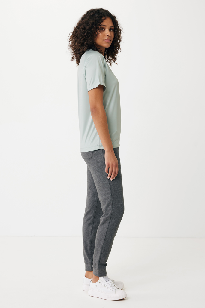 Pantalón Iqoniq Cooper de algodón reciclado