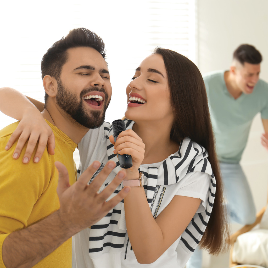 Set karaoke de plástico reciclado Singvibe RCS con doble mic