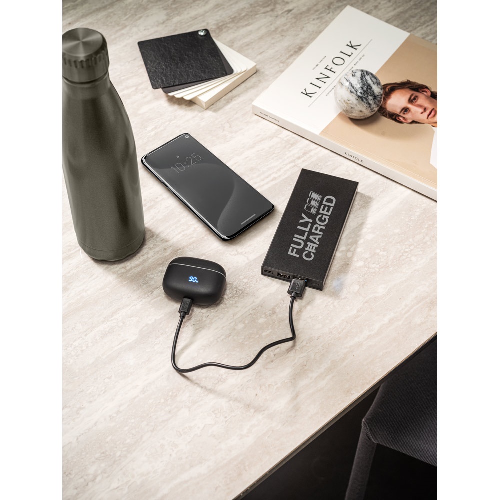 DOROTHY 10. Power bank 10'000 mAh en aluminio reciclado (100% rAL)