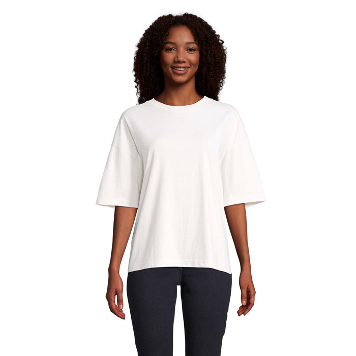 Boxy women