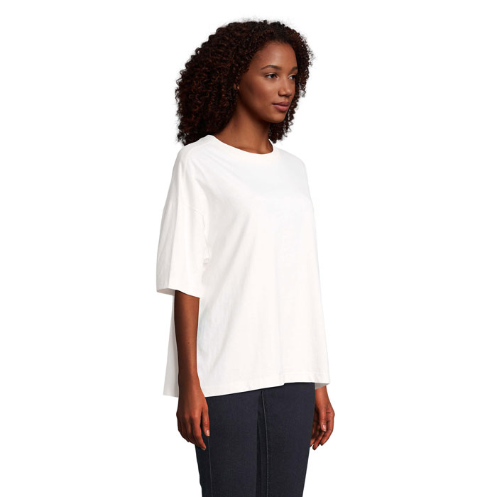 Boxy women