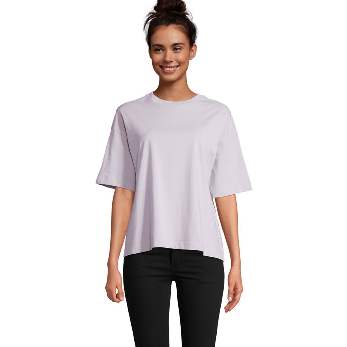 Boxy women