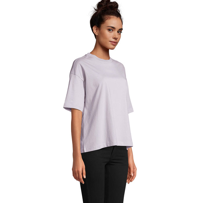 Boxy women