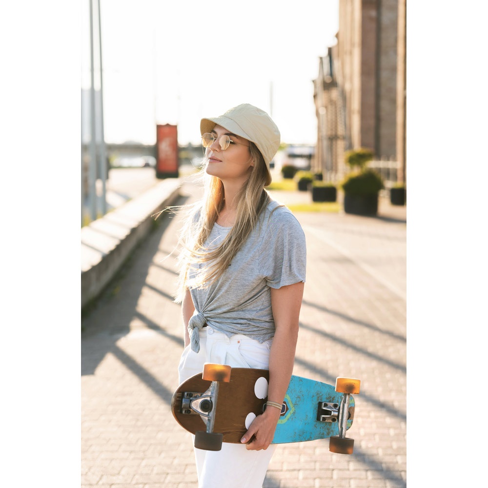 JOSEPH. Gorro tipo bob en lienzo de algodón y poliéster (220 g/m²)