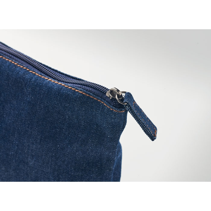 Style pouch