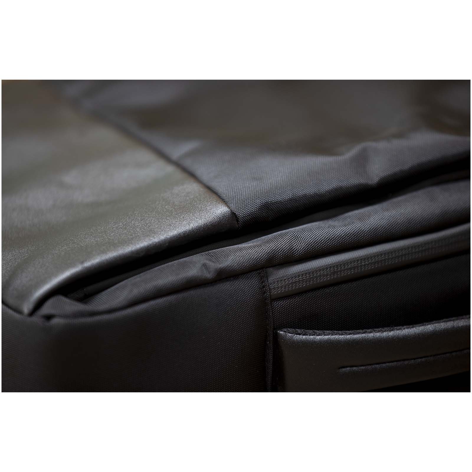 Mochila para portátil de 17 expandible de material reciclado GRS de 35 l Expedition Pro