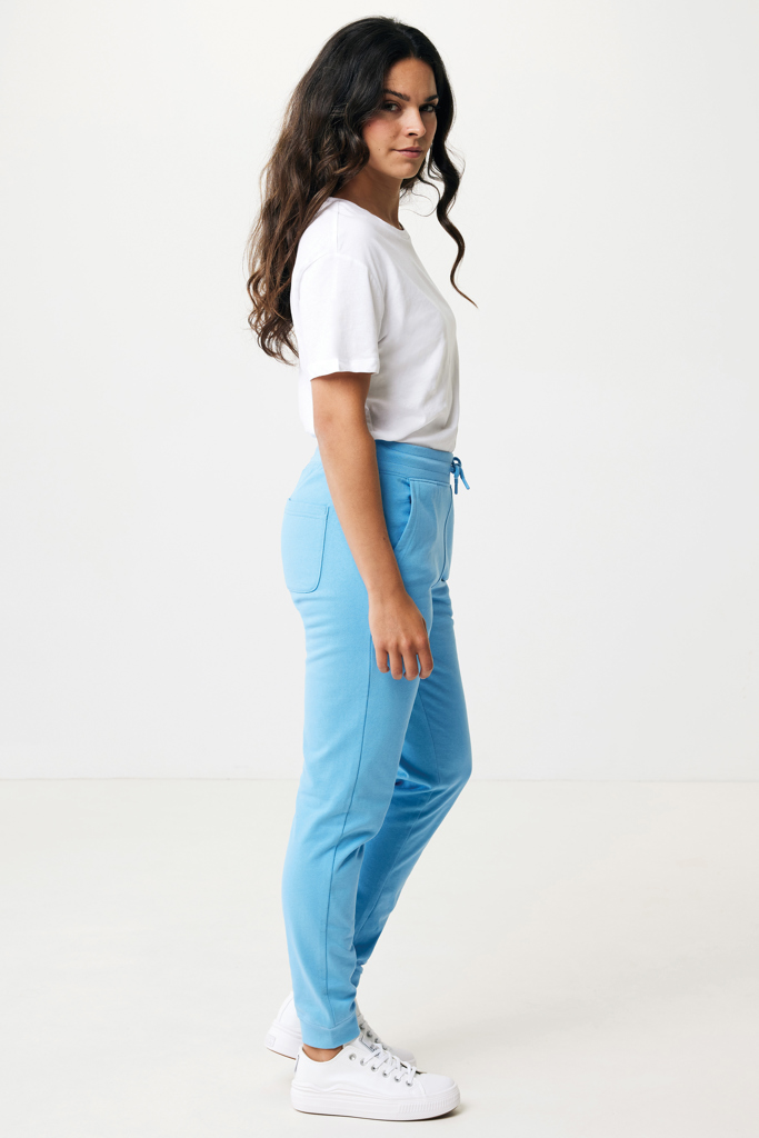 Pantalón Iqoniq Cooper de algodón reciclado