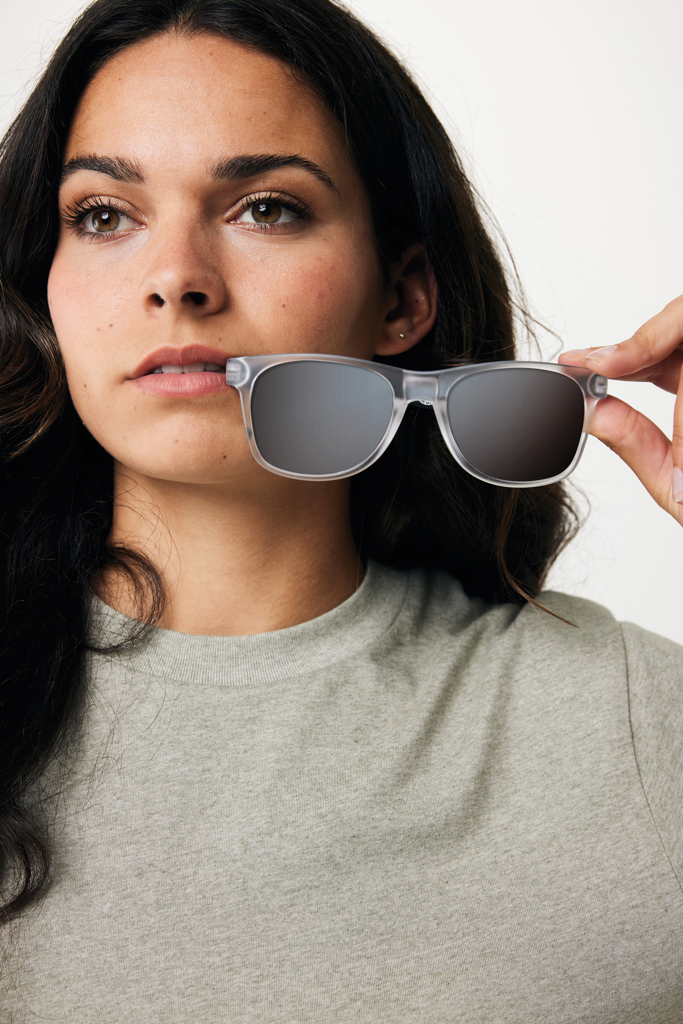 Gafas de sol con lentes de espejo de PC reciclado Gleam RCS