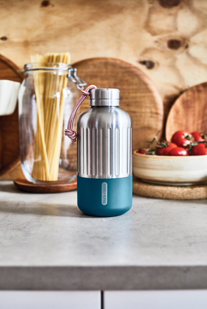 Botella Térmica Black+Blum  Explorer Grande 850ml