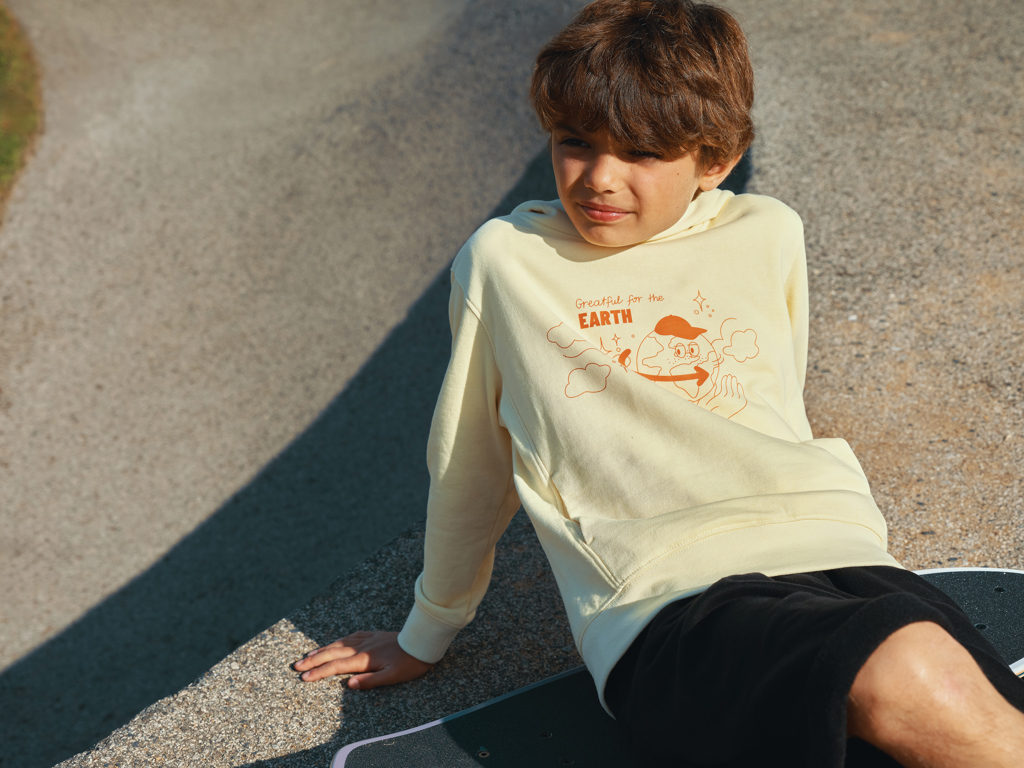 Sudadera Iqoniq Yengo capucha de algodón reciclado niños