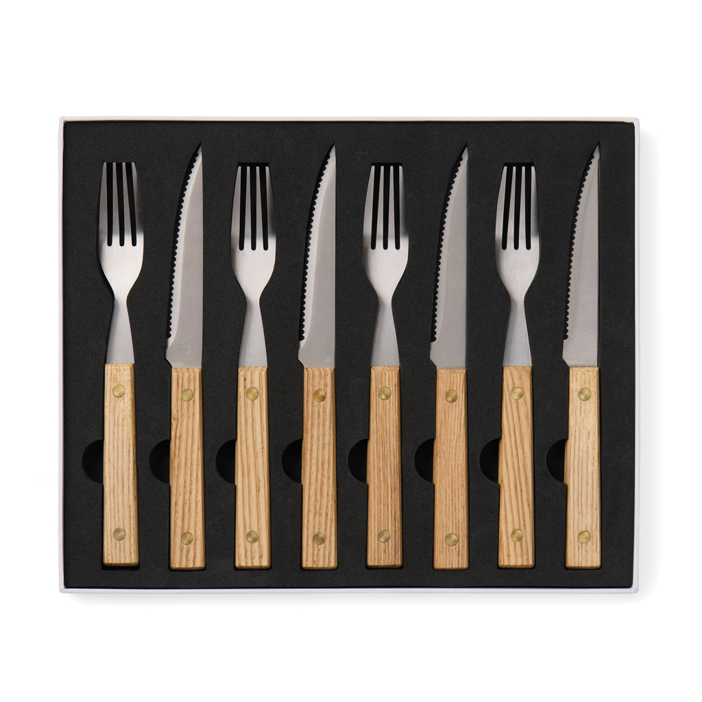 Set de cubiertos para barbacoa 8 piezas VINGA Paso
