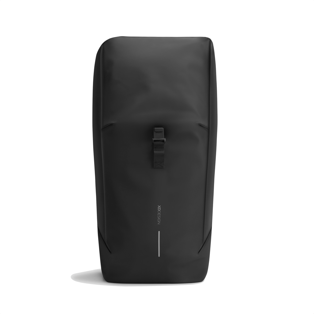 Mochila urbana resistente al agua con solapa