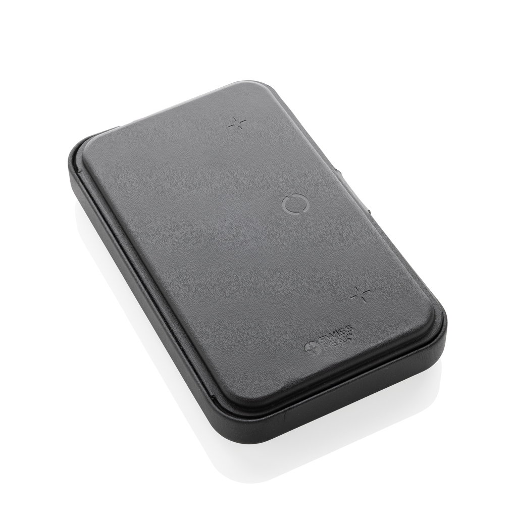 Estuche viaje reciclado RCS Swiss Peak con cargador 3 en 1