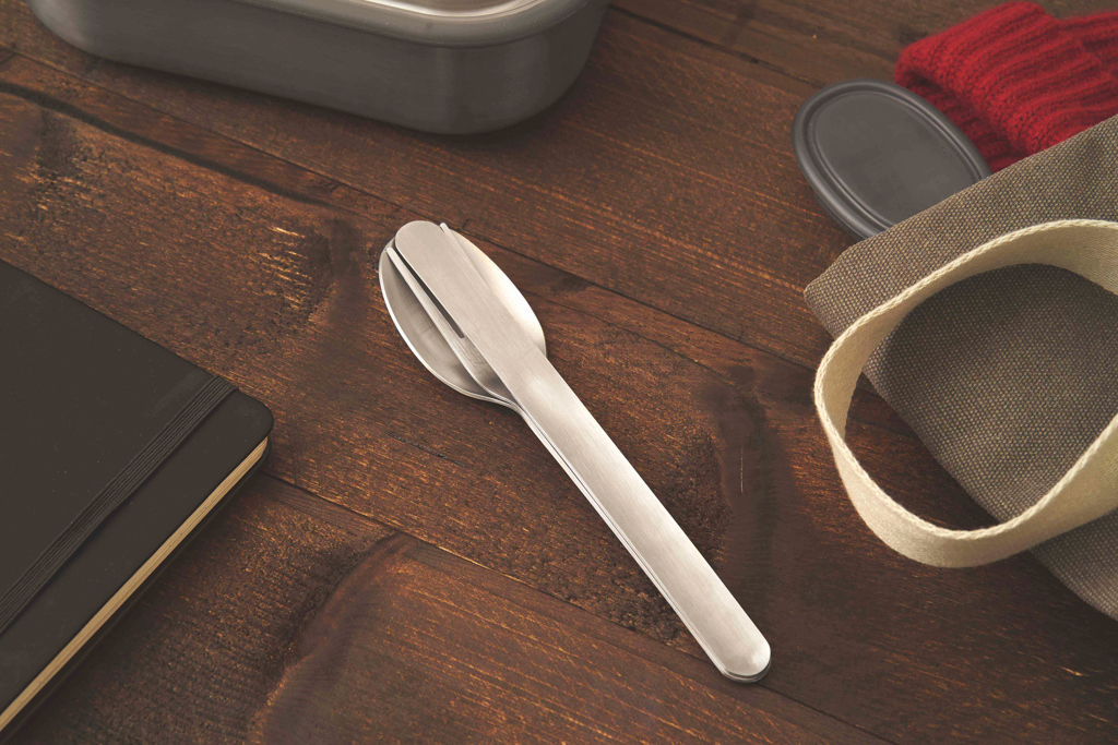 Set de cubiertos negro+Blum