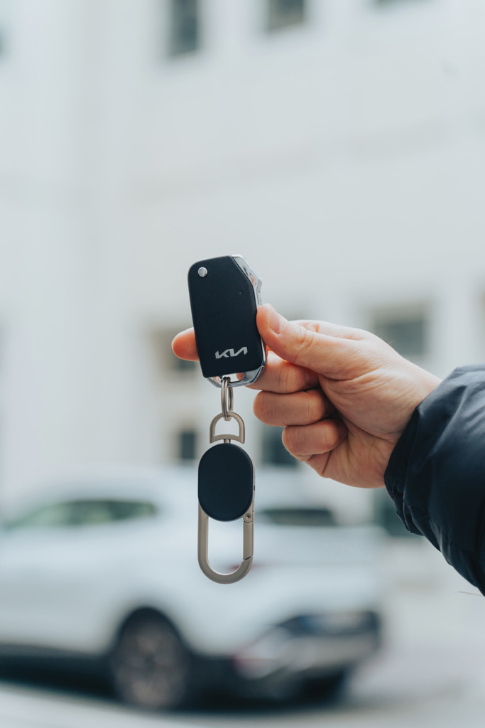 Llavero Keyfinder con localizador USB C