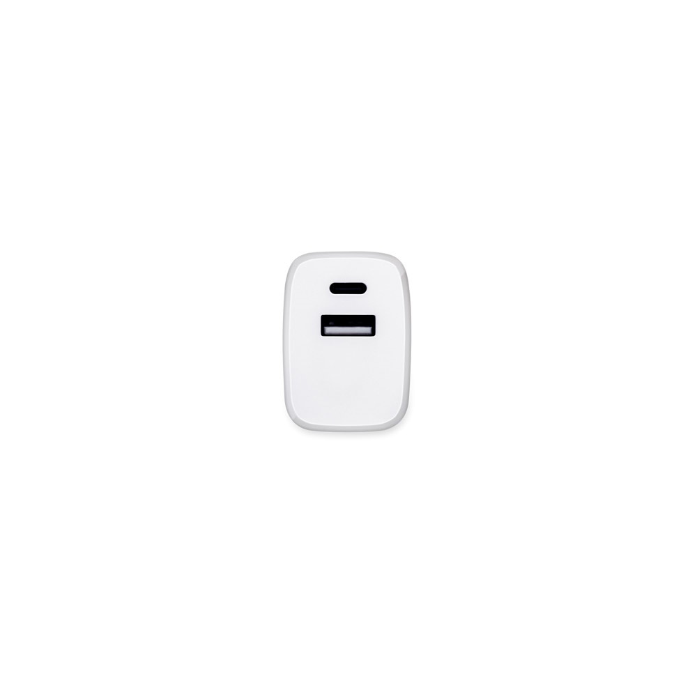 WEGENER. Adaptador de corriente con puerto USB-A de 18 W y USB-C de 20 W en ABS reciclado (100% rABS)