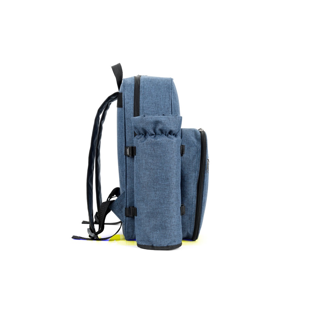 WHITSUNDAY. Mochila nevera para pícnic de poliéster reciclado de alta densidad 600D