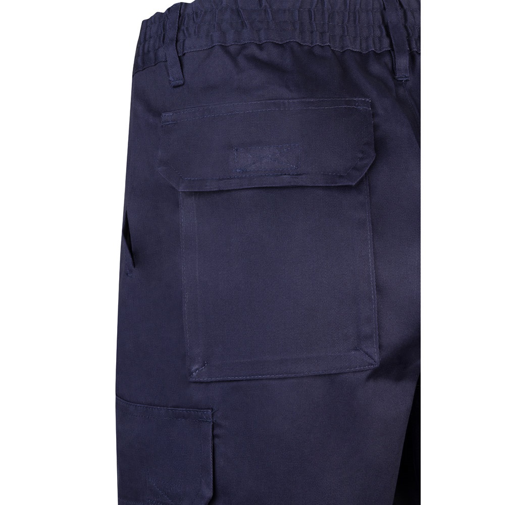 VL CHIONE. Bermudas en sarga multibolsillos (200g/m²), en algodón (35%) y poliéster (65%)