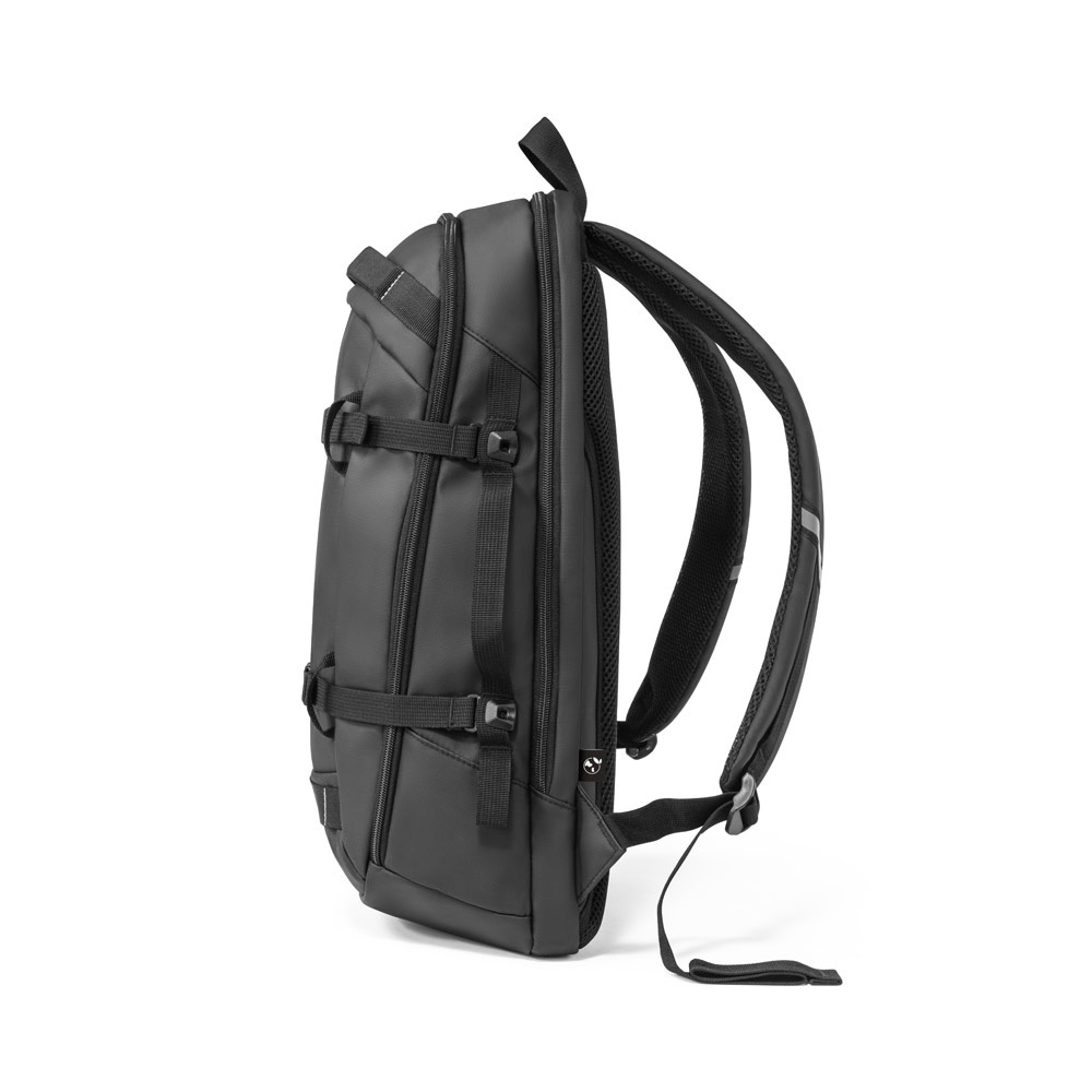 KAMPALA. Mochila para portátil en poliéster reciclado de alta densidad 900D, con revestimiento resistente al agua y forro de poliéster reciclado 210D 17'3"