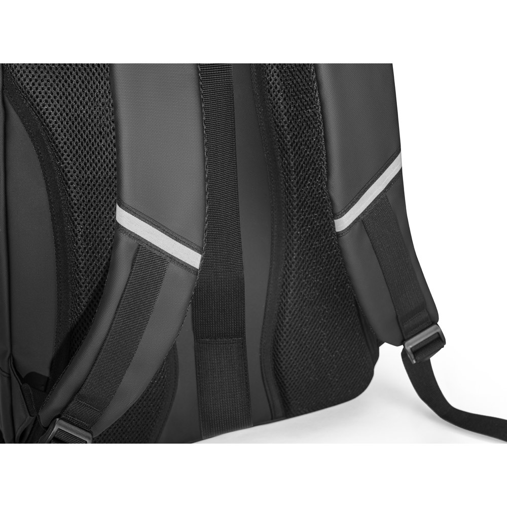 KAMPALA. Mochila para portátil en poliéster reciclado de alta densidad 900D, con revestimiento resistente al agua y forro de poliéster reciclado 210D 17'3"