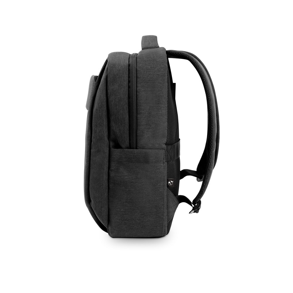 COVENTRY. Mochila para portátil totalmente acolchada en poliéster reciclado de alta densidad 300D y forro de poliéster reciclado 210D 15.6’