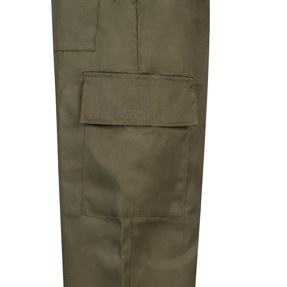 VL AINE. Pantalón multibolsillos de sarga (190g/m²), en algodón (20%) y poliéster (80%)