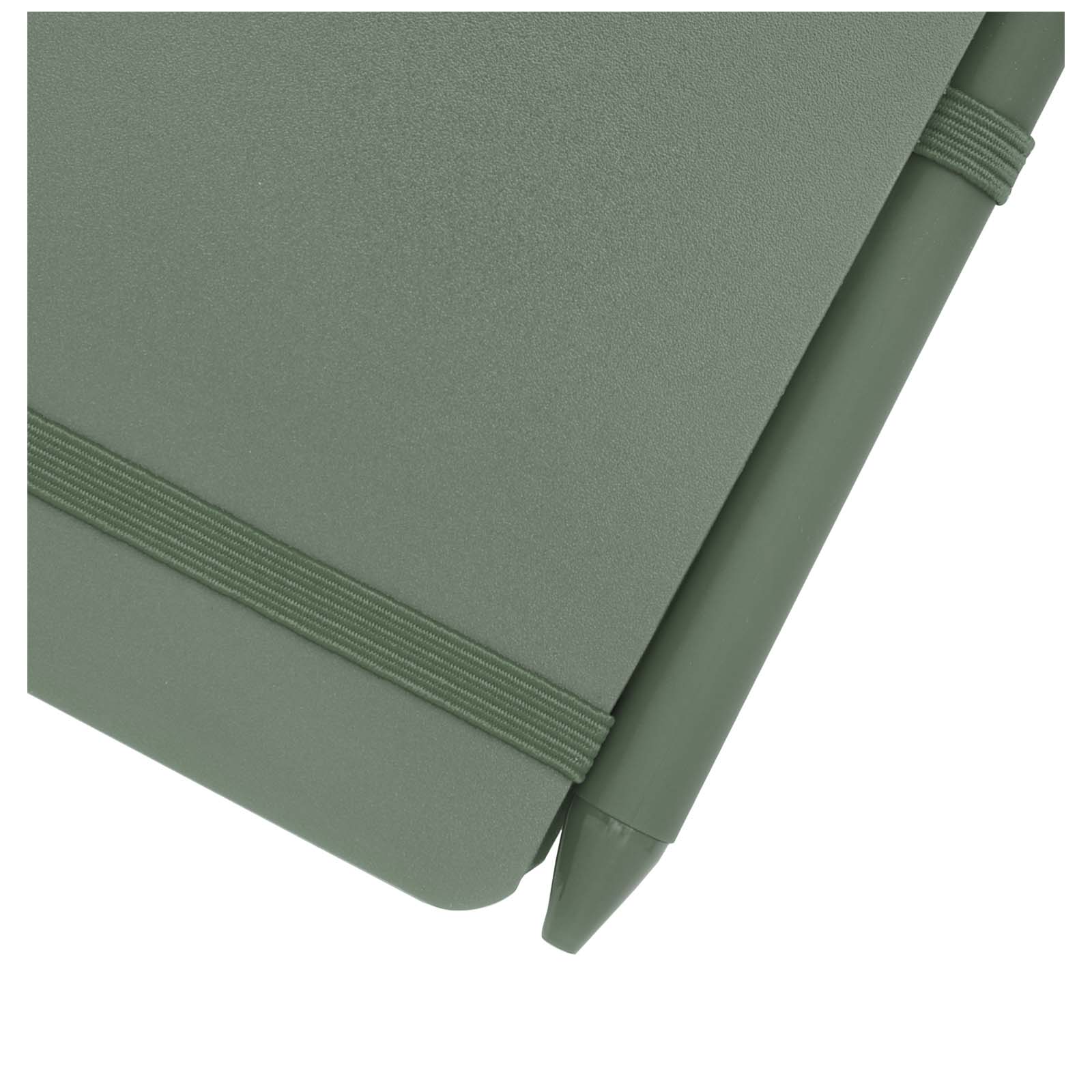Libreta de tapa dura A6 de plástico procedente del océano con bolígrafo Thalaasa (tinta negra)