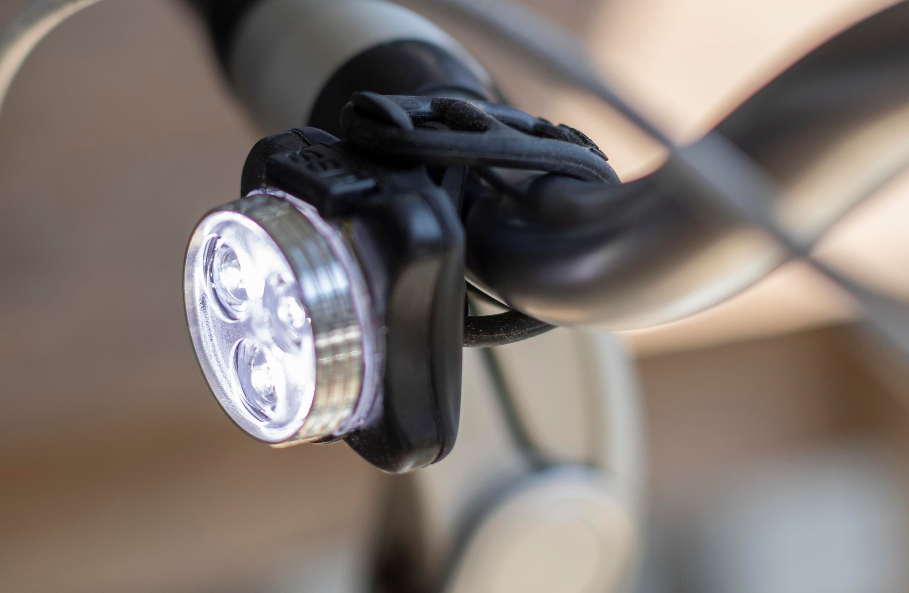 Luces de bicicleta recargables de ABS Elisabeth