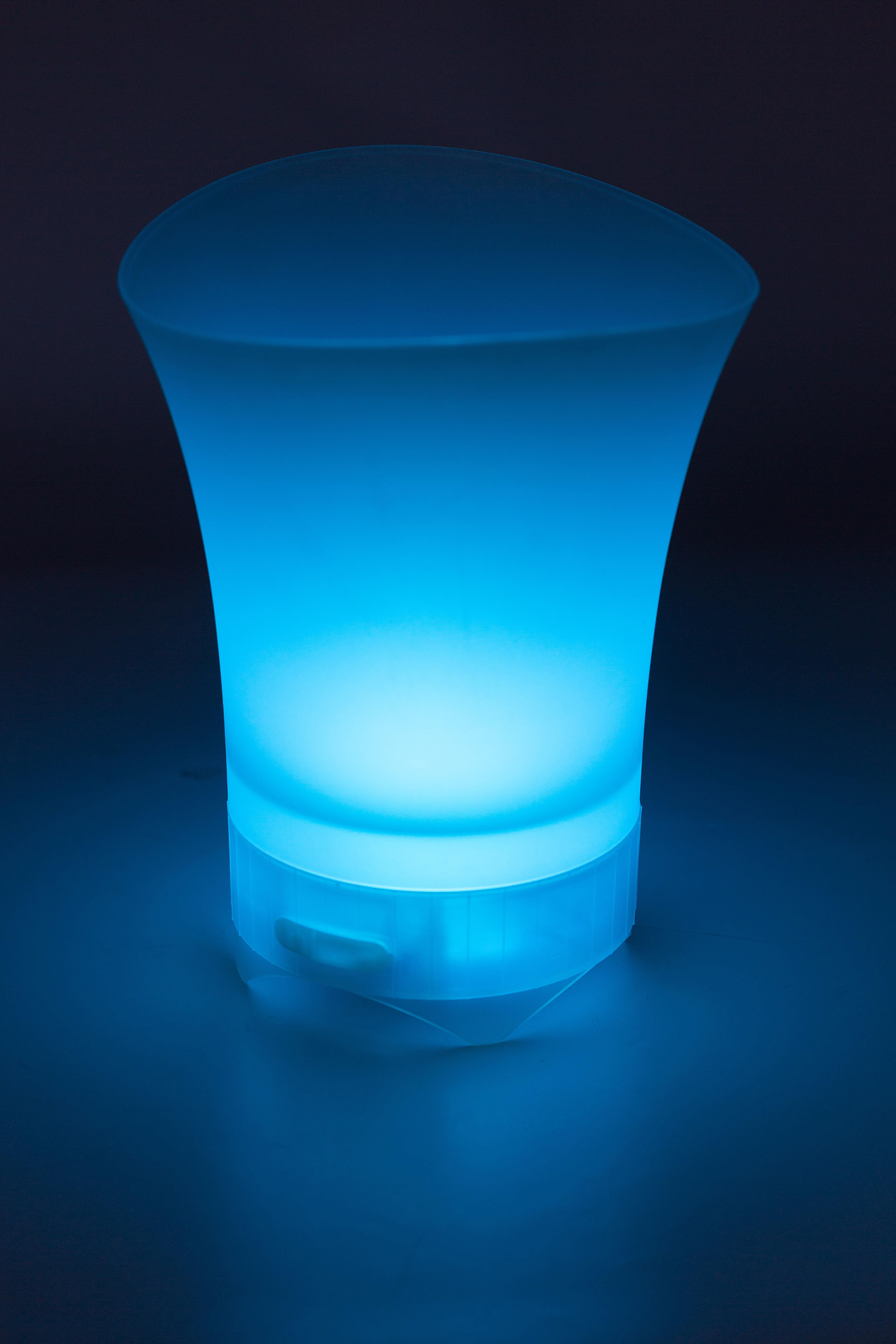 Cubitera de ABS con altavoz Annabel