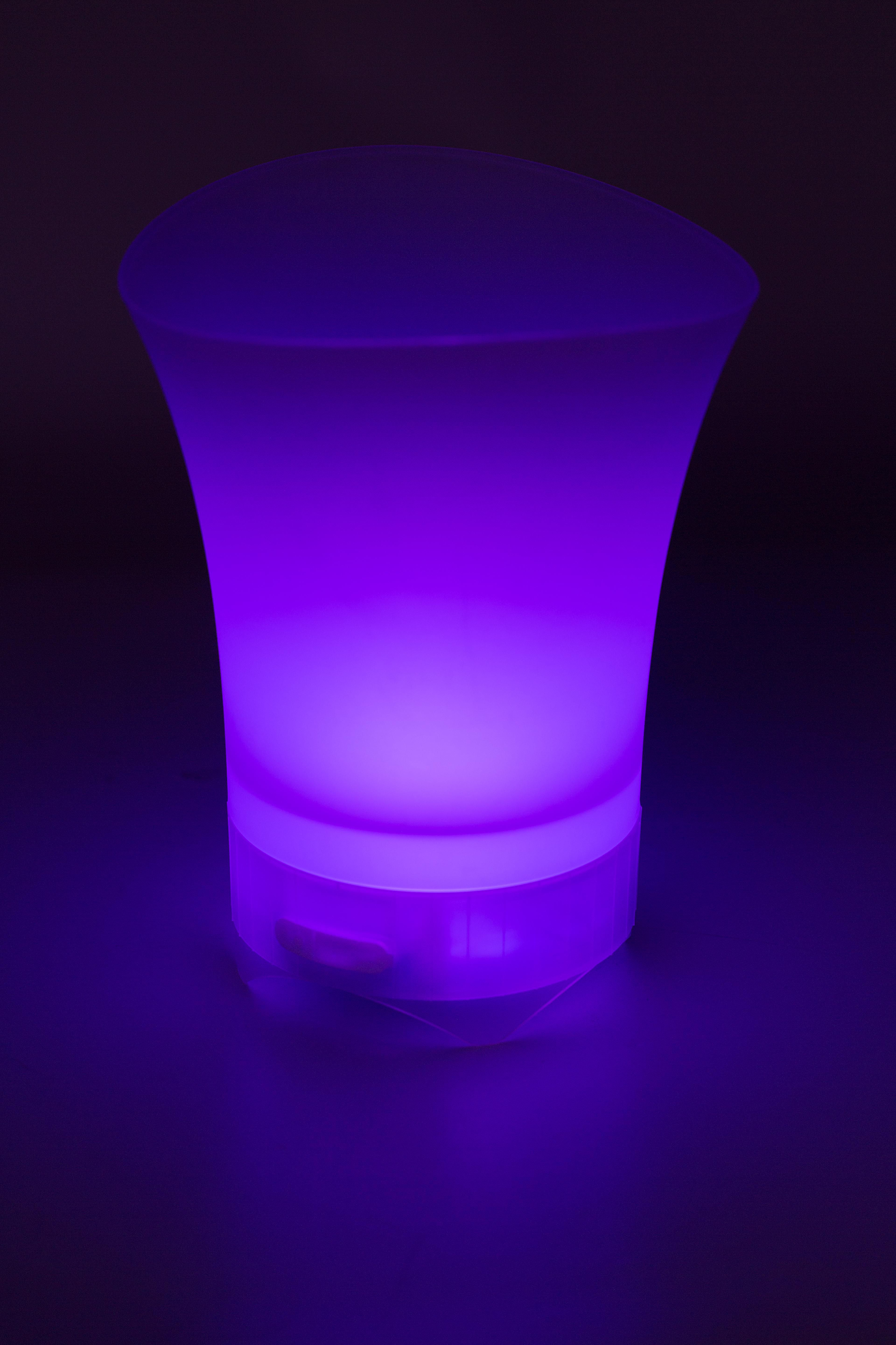Cubitera de ABS con altavoz Annabel