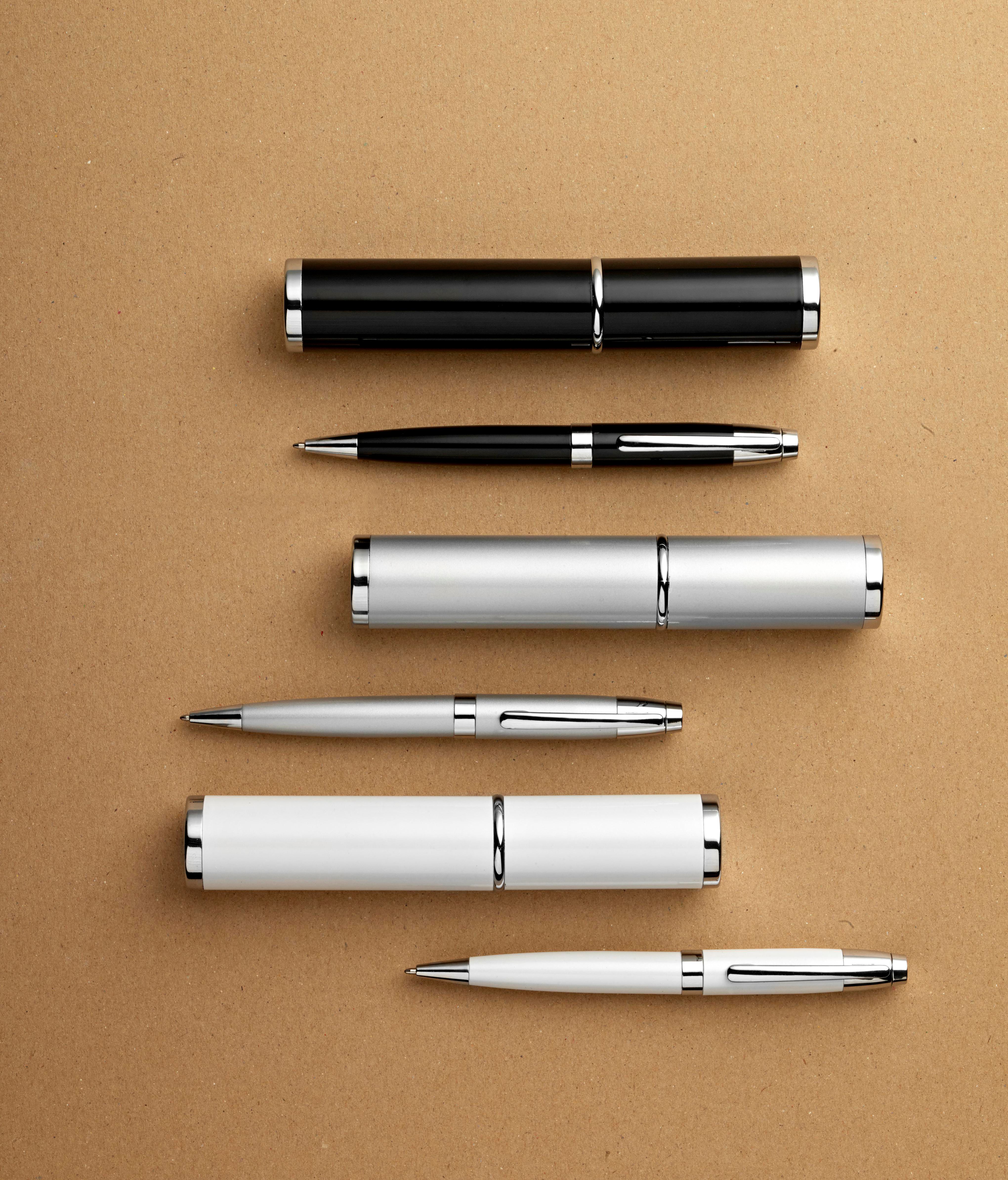 Bolígrafo de metal con estuche Mark