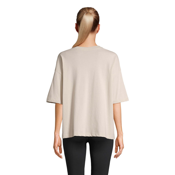 Boxy women