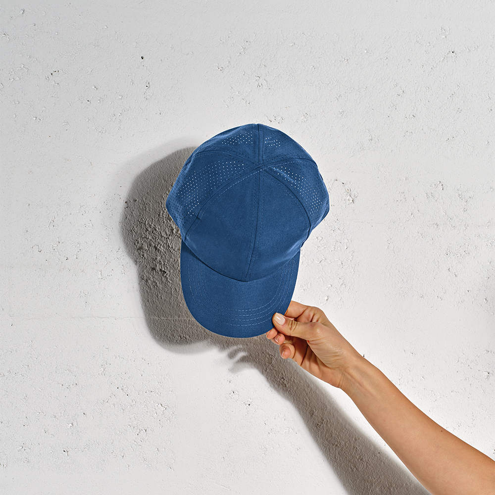 Amstrong Cap