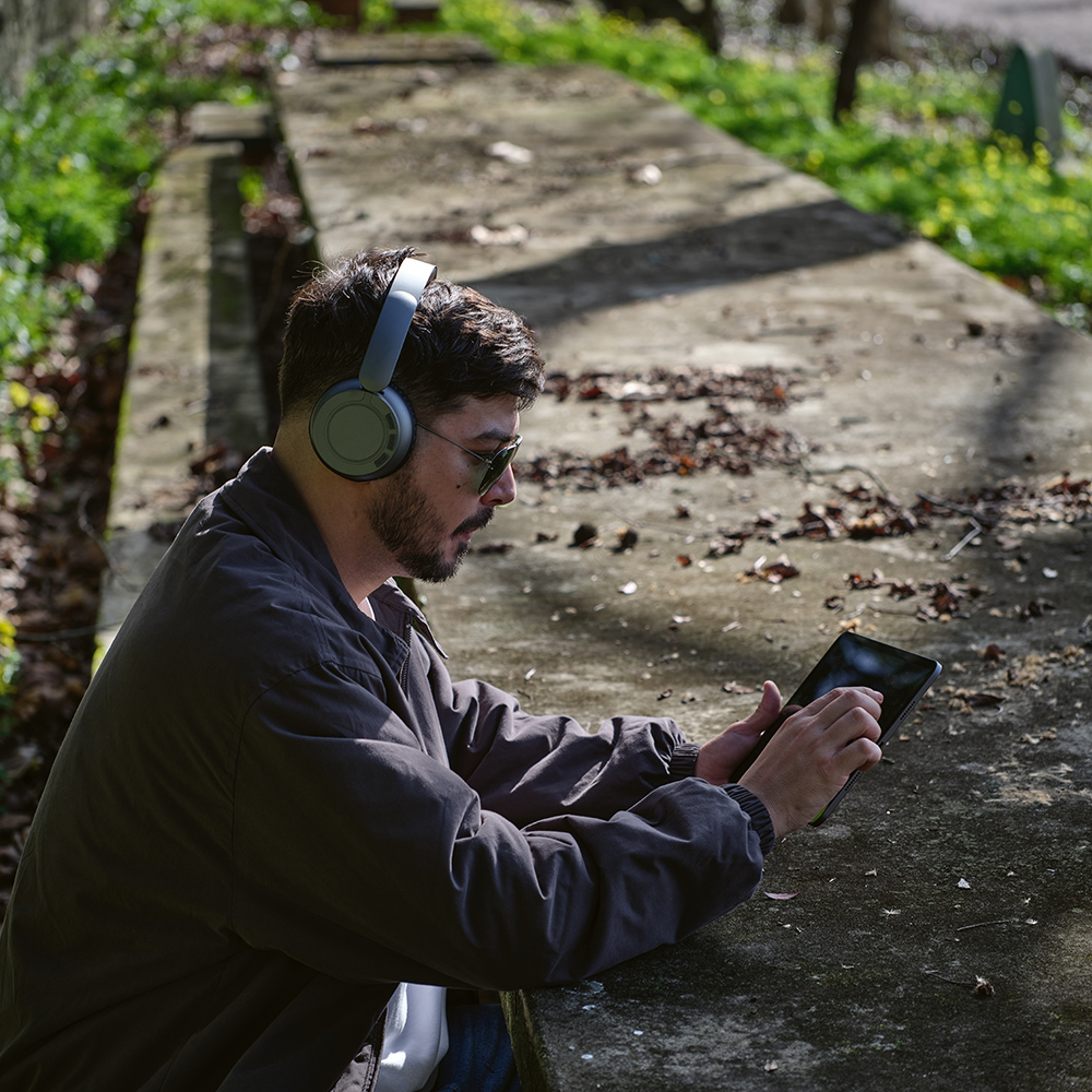 Echodeep Headphones