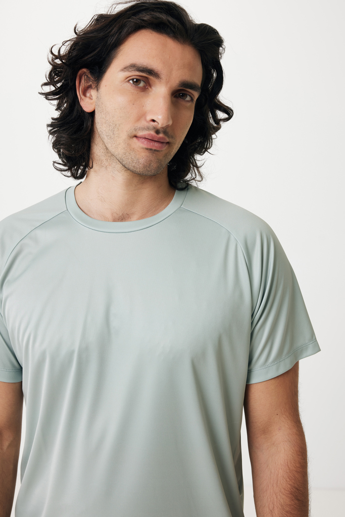 Camiseta IQONIQ Tikal poliéster reciclado secado rápido