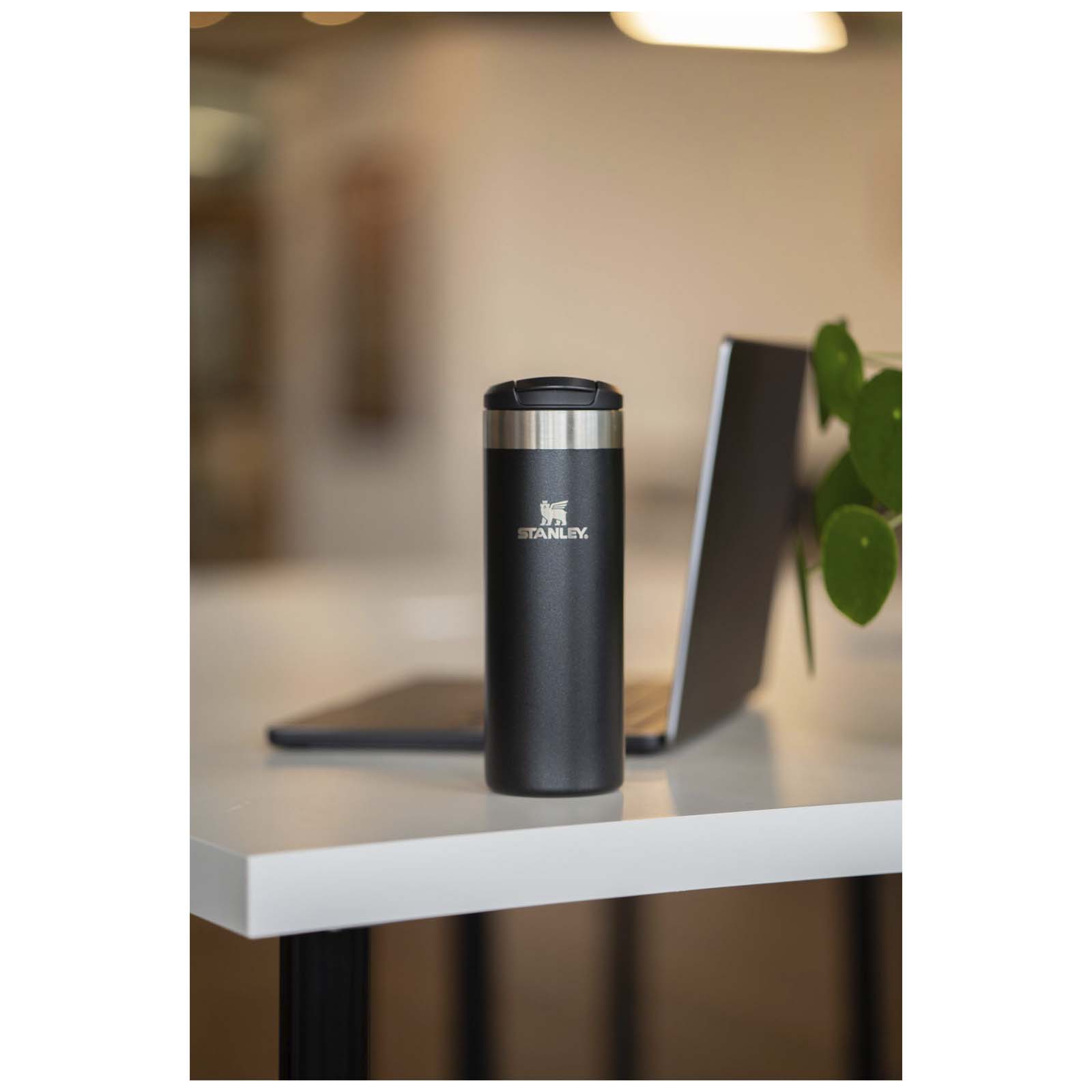 Vaso de viaje de 470 ml Stanley AeroLight™