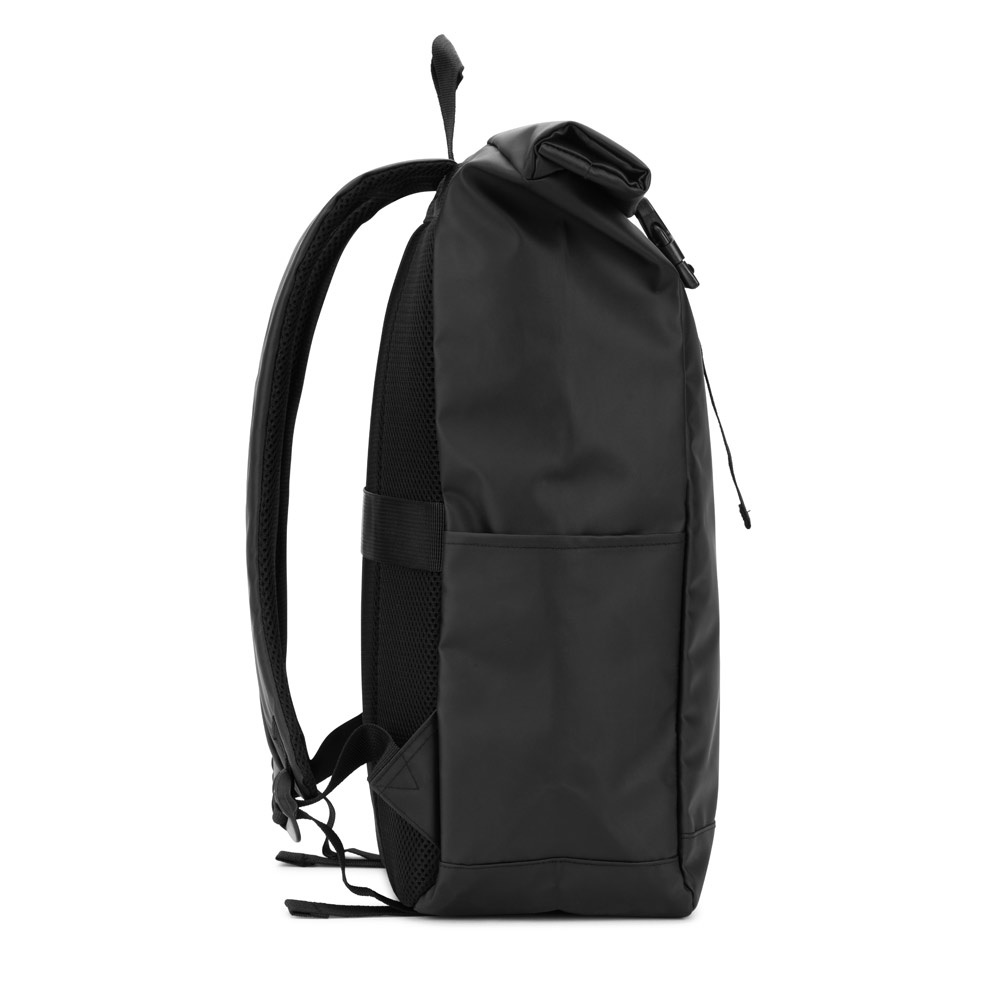 OSASCO BPACK. Mochila "roll top" con diseño de sistema de cierre que permite enrollar la parte superior para ajustarse al volumen de la mochila en poliéster reciclado 600D