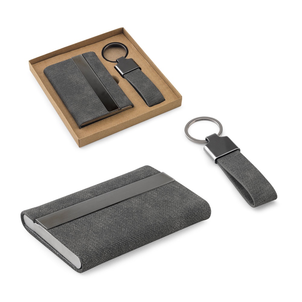 VAUGHN. Set compuesto por un tarjetero y un llavero, ambos de metal y poliéster reciclado (30 % reciclado - rPET)