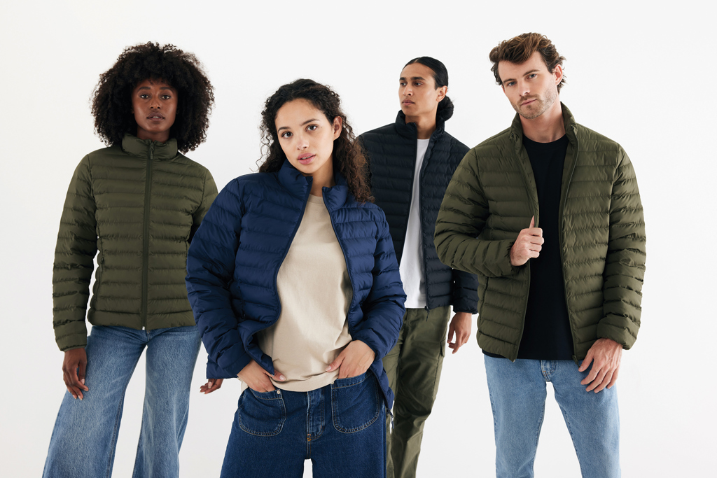 Chaqueta de poliéster reciclado para hombre IQONIQ Maiko