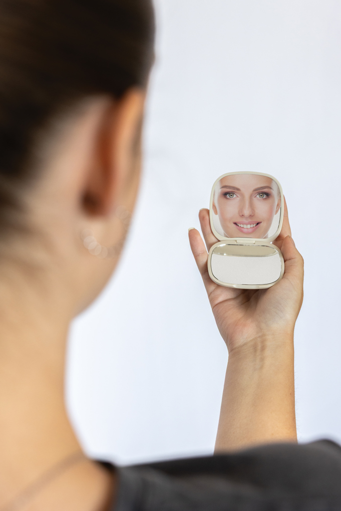 Espejo de maquillaje de plástico reciclado Reflecta RCS