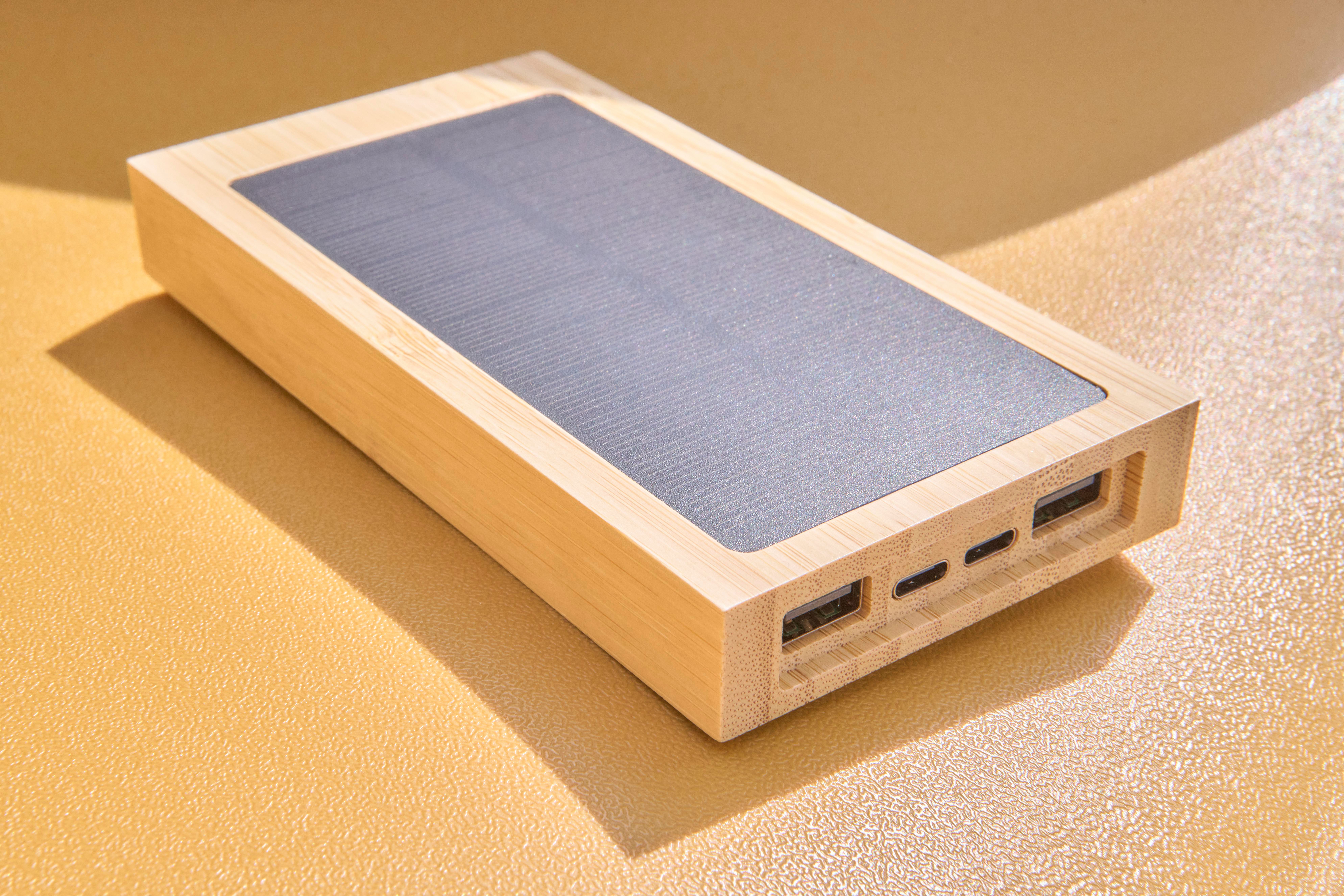 Power Bank solar de bambú Elz