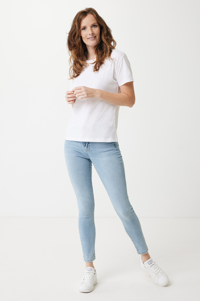 IQONIQ Sierra Camiseta Light Weight  Algodón Reciclado