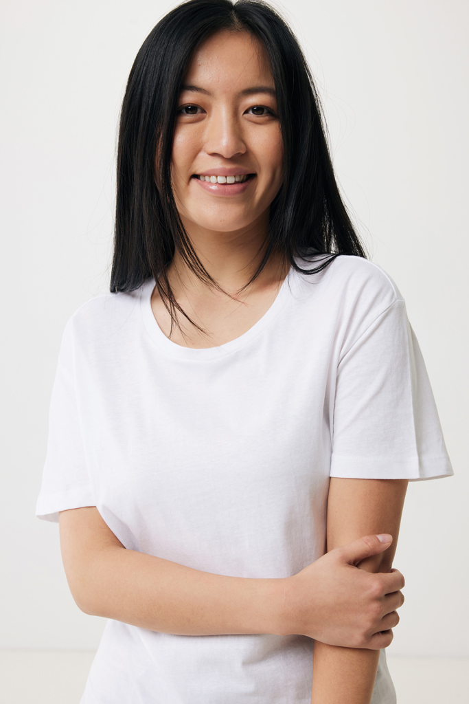 Camiseta mujer IQONIQ Yala algodón reciclado