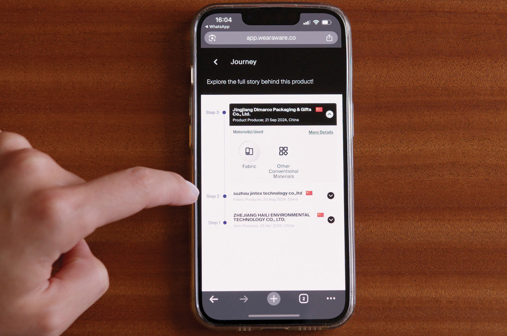 Mochila urbana resistente al agua con solapa